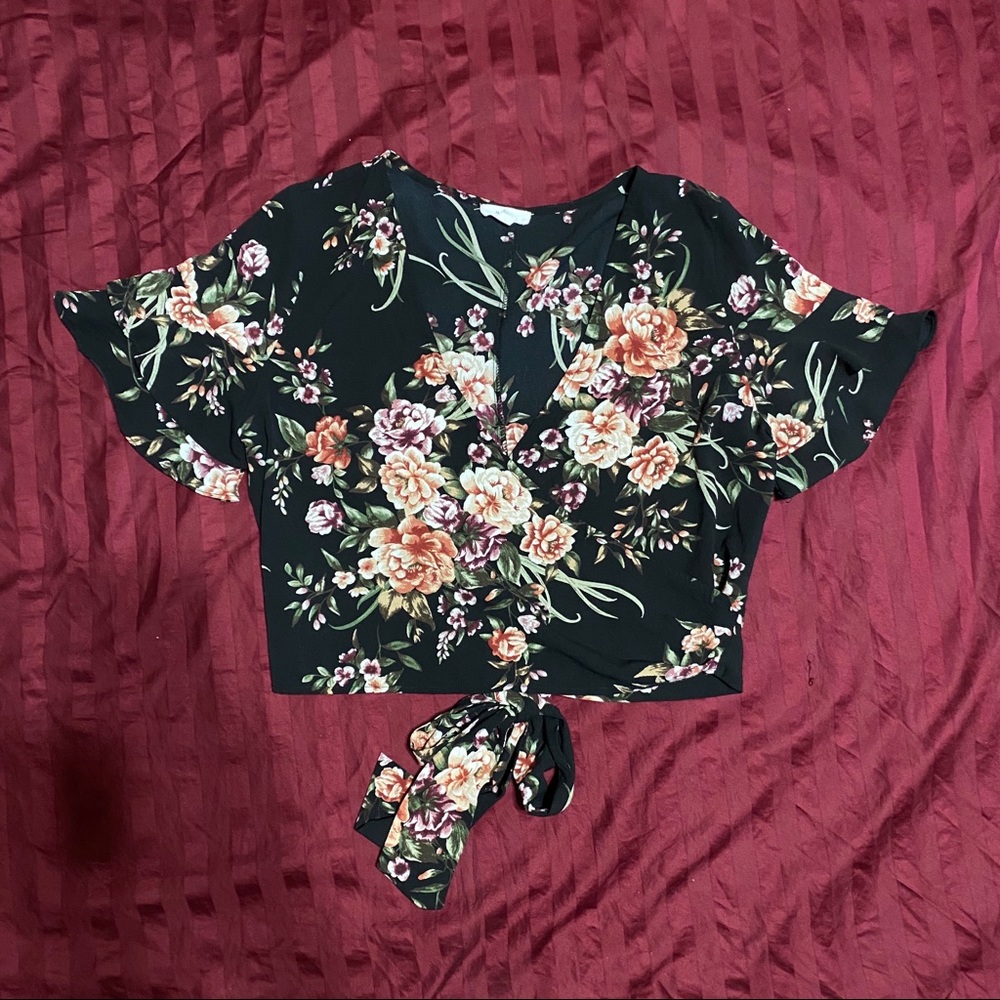 FLORAL TOP